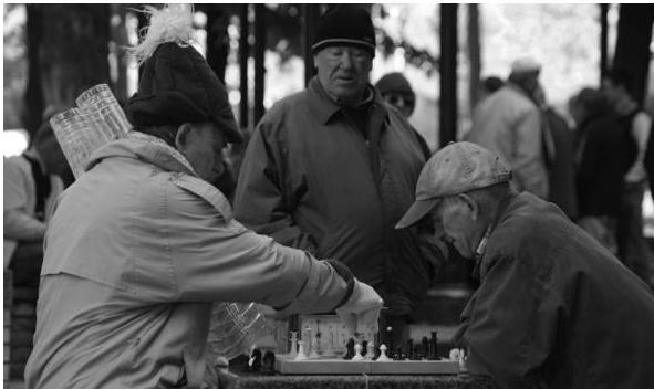 Chess players in Shevchenko Park. Feathered hats. White gloves. Playing for money.